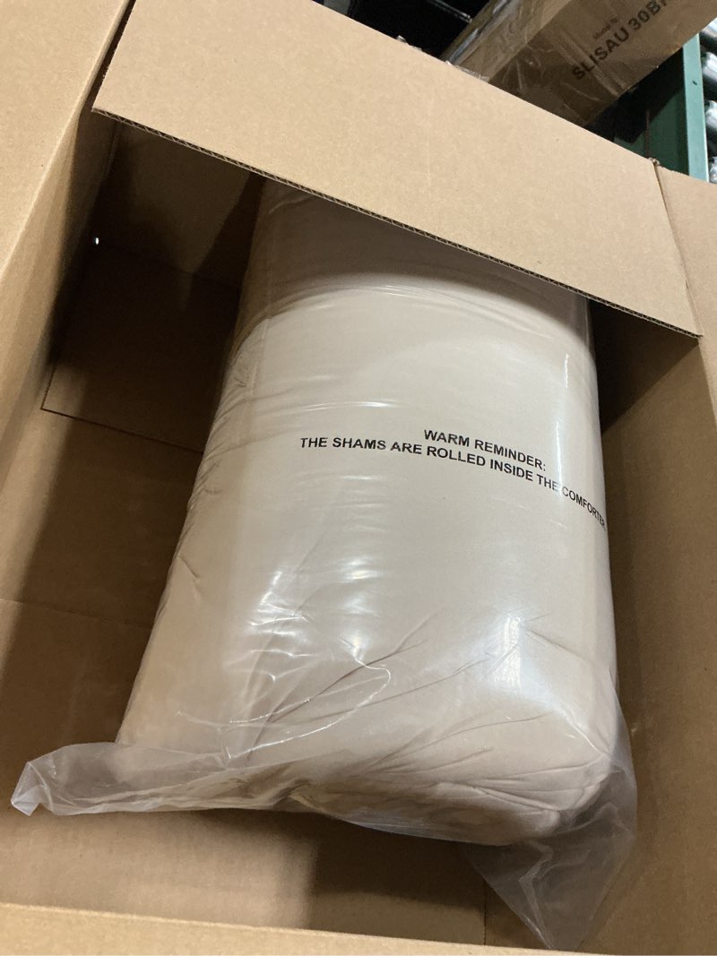 Condition photo showing Good Condition for Amazon Basics King Size Soft, Lightweight Comforter Sets, All-Season Down-Alternative 3-Piece Bedding Set, Pinch Pleat Design, Beige Beige King