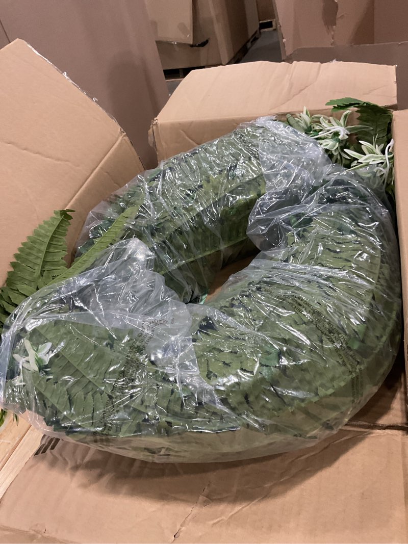 Condition photo showing Good Condition for livole 2 pcs 60" 2-in-1 fake ferns with spider plant, artificial ferns for outdoors large faux boston fern with 118 branches realistic uv resistant for planter indoor home garden porch hanging decor 60"-118 branches-2 pcs