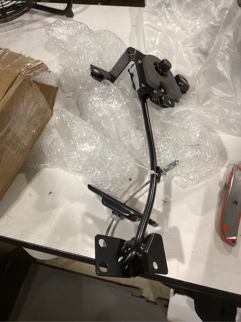 Condition photo showing Good Condition for spare tire hoist carrier assembly fit for hyundai santa fe hybrid 1.6l 2021-2023 fit for kia sorento hybrid 1.6l 2021-2025 only compact spare tire compatible, replaces 62800-p2000 62800p2000