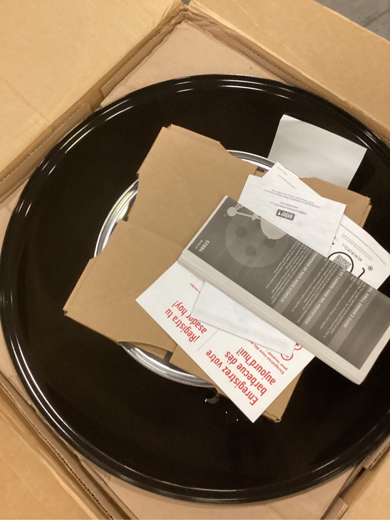 Condition photo showing Good Condition for Weber Original Kettle Charcoal Grill 22