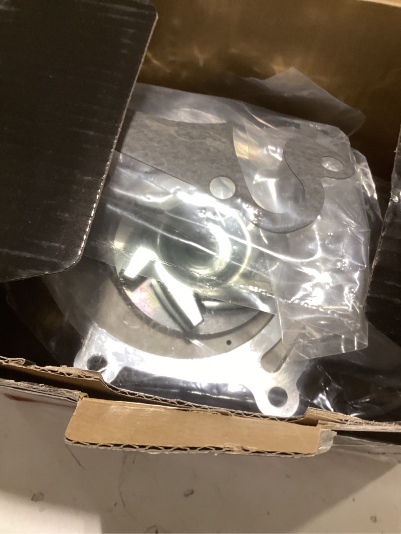 Condition photo showing Good Condition for gates 43034 premium engine water pump