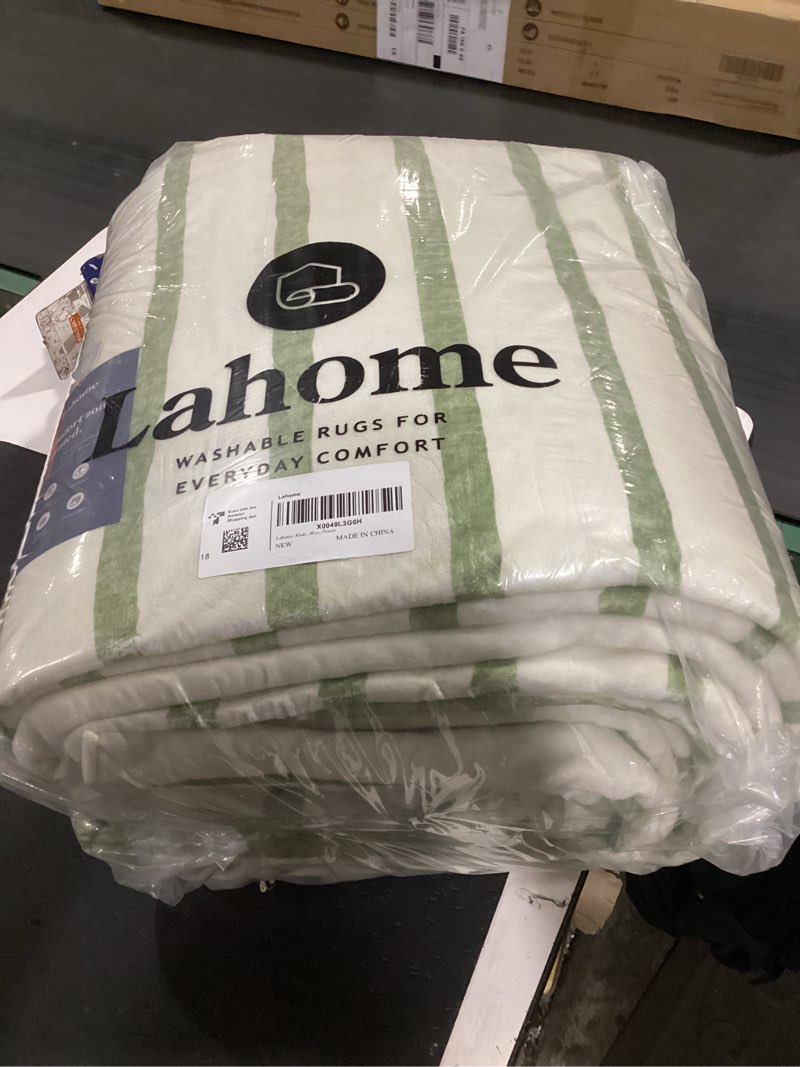 Condition photo showing New/Like New for lahome abstract 10x14 area rugs for living room bedroom, soft large washable rugs, ultra-thin non-slip modern dining room rug non-shedding accent carpet for office darrell, green green/white 10' x 14'