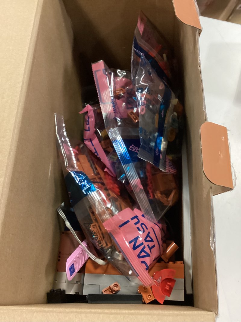 Condition photo showing Good Condition for PANTASY Retro Jukebox Building Kit with Coin & Sound Function, Mechanical Music Box Model with Acrylic Records, Recording Studio & Minifigure, Collectible Construction Toy Gift for Adults and Teens