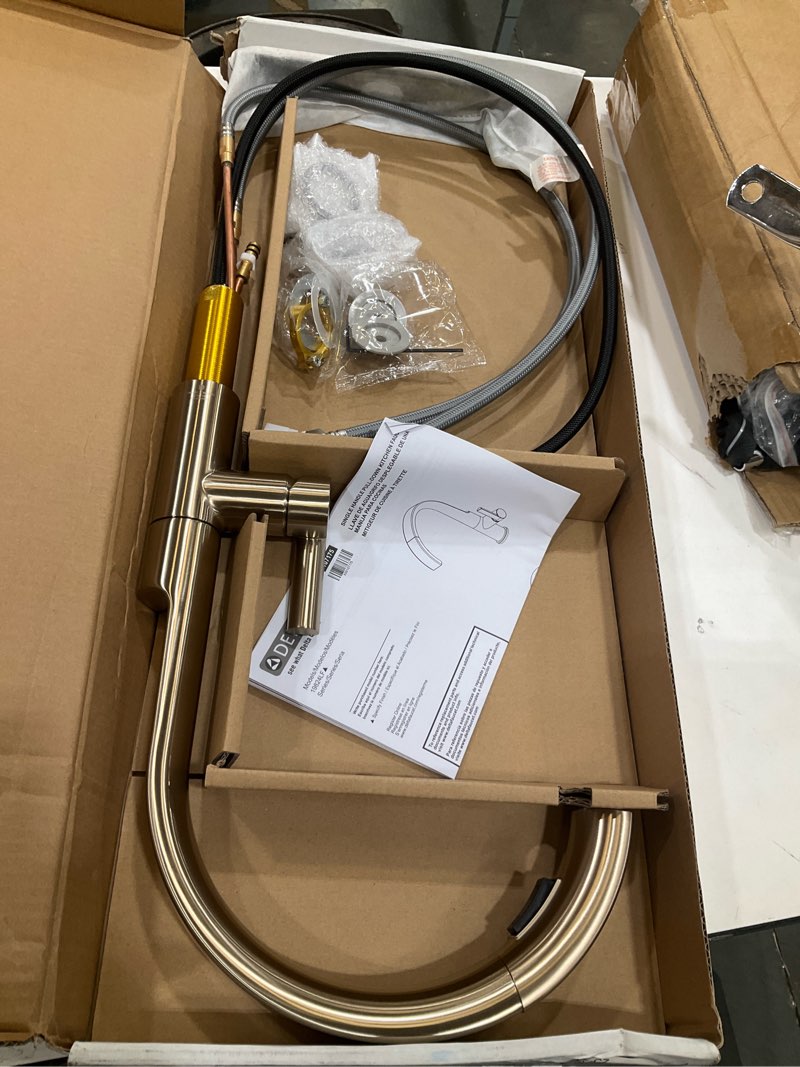 Condition photo showing Good Condition for delta keele brushed gold kitchen faucet with pull down sprayer, modern brushed gold single hole kitchen sink faucet, single handle, champagne bronze 19824lf-cz