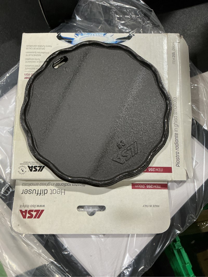Condition photo showing Good Condition for ilsa heat diffuser, made in italy from cast iron, flame guard for simmering, 7-inches heat reducer
