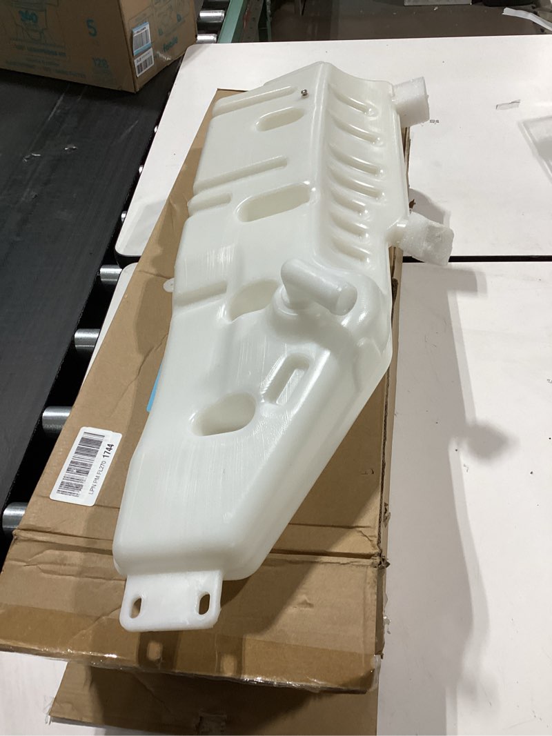 Condition photo showing Good Condition for f5hz8a080aa coolant overflow reservoir tank & cap - heavy-duty direct fit for 1994-1999 ford f600 f700 f800 f900 b600 b700 b800 - replaces f5hz8a080aa