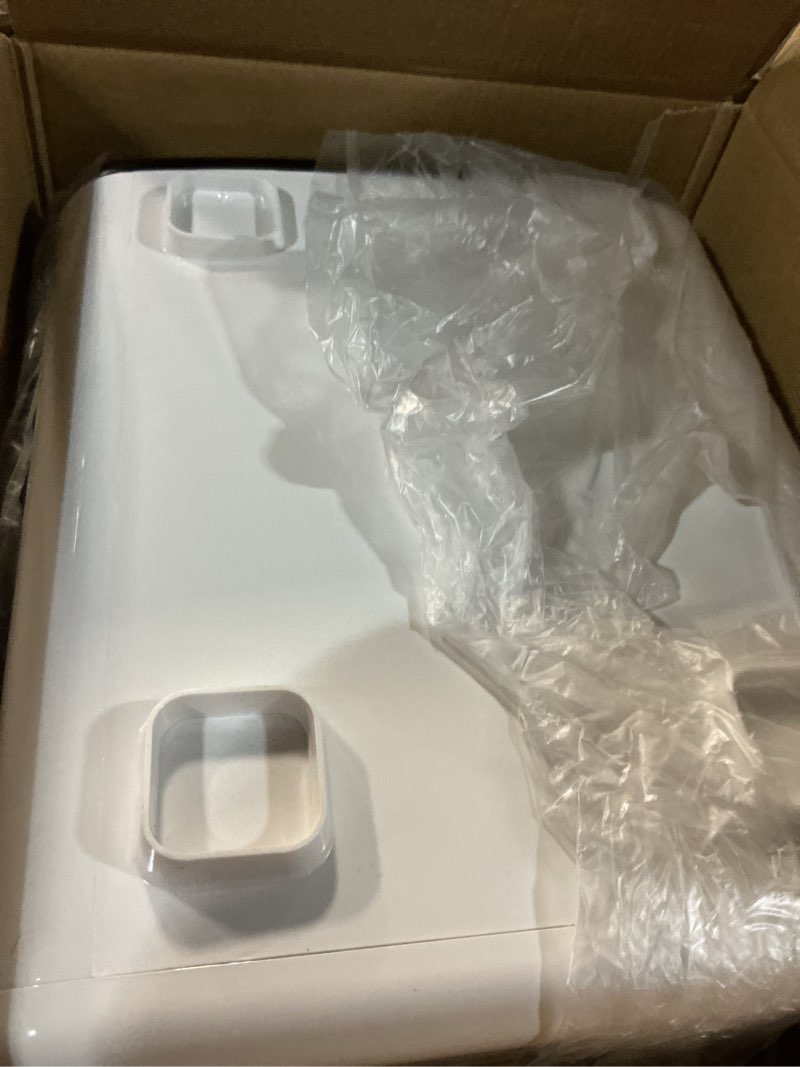 Condition photo showing Good Condition for Cooluli 15L Mini Fridge for Bedroom - Car, Office Desk & College Dorm Room - 12V Portable Cooler & Warmer for Food, Drinks, Skincare, Beauty, Makeup & Cosmetics - AC/DC Small Refrigerator (White) 15 Liter White