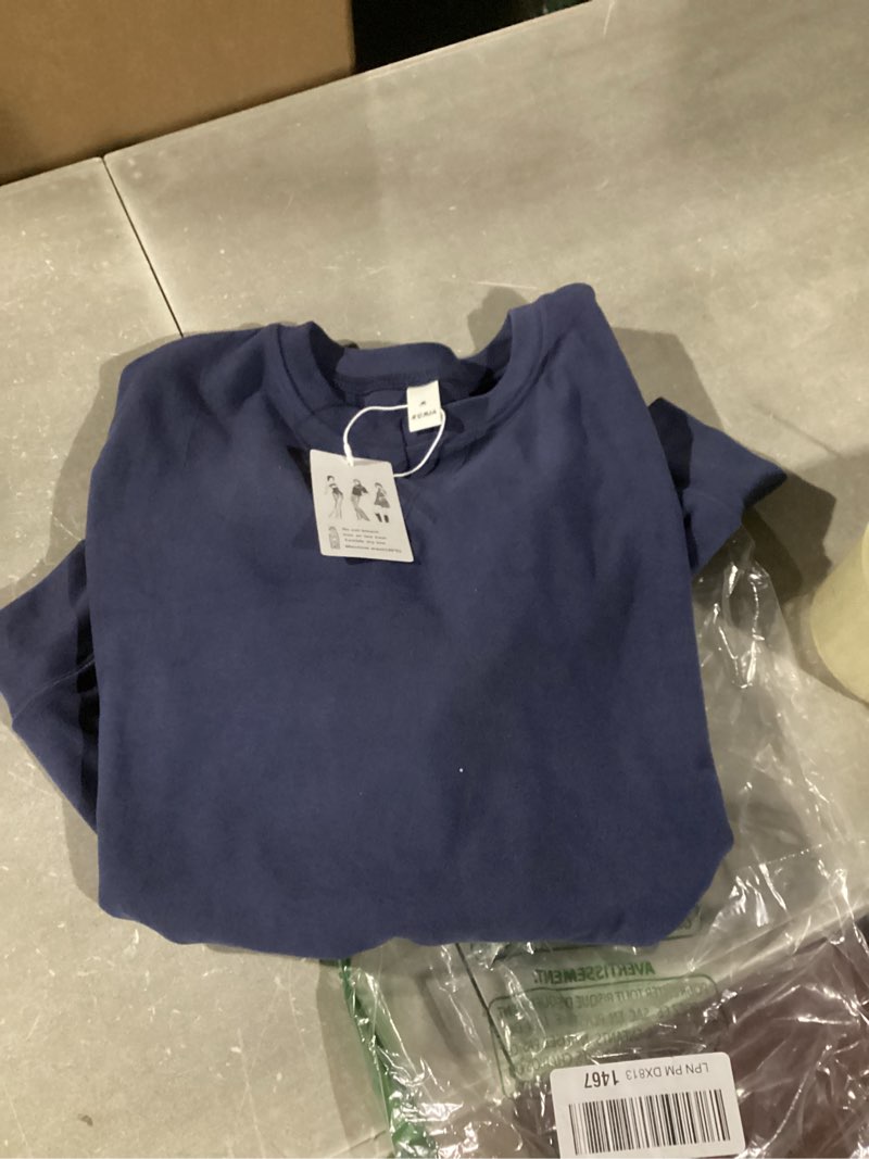 Condition photo showing Good Condition for RUMIA Women's Crew Neck Sweatshirt Loose Pullover Long Sleeve Shirts Soft Tops for Women Fall Clothe