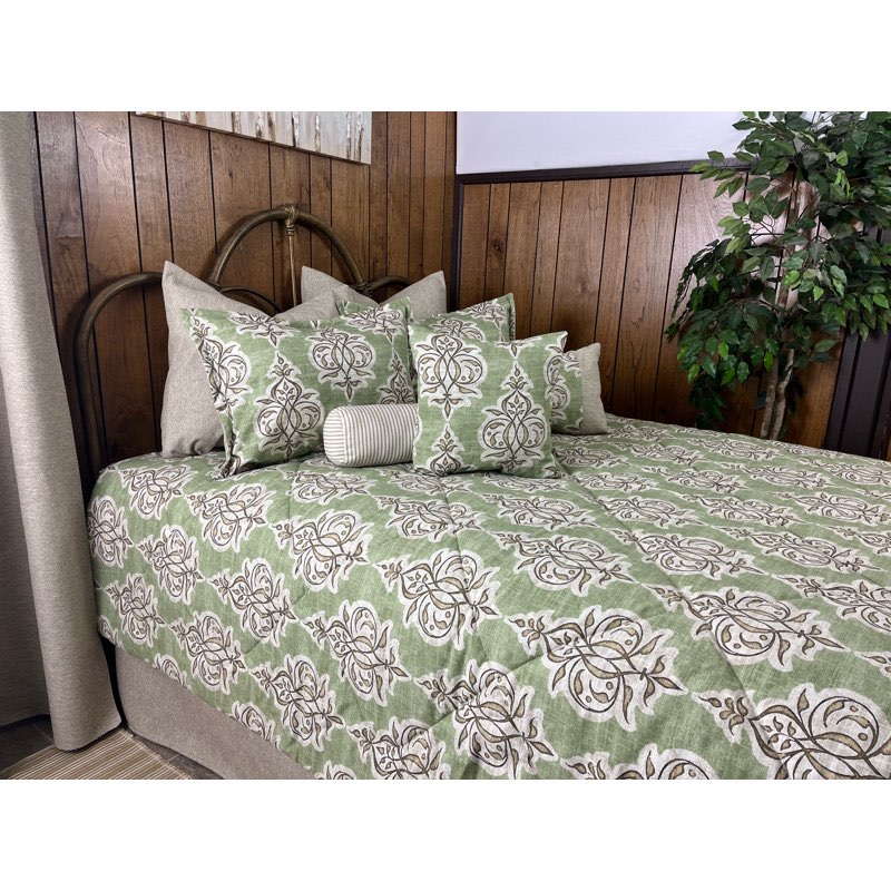 Jenna green medallion damask Daybed set By Victor Mill