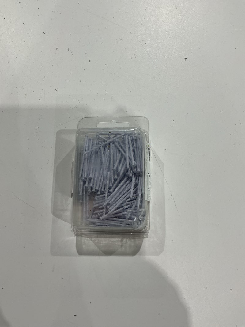 Condition photo showing Good Condition for fas-n-tite 1-5/8-in 16.5-gauge coated panel board nails (30-per box)