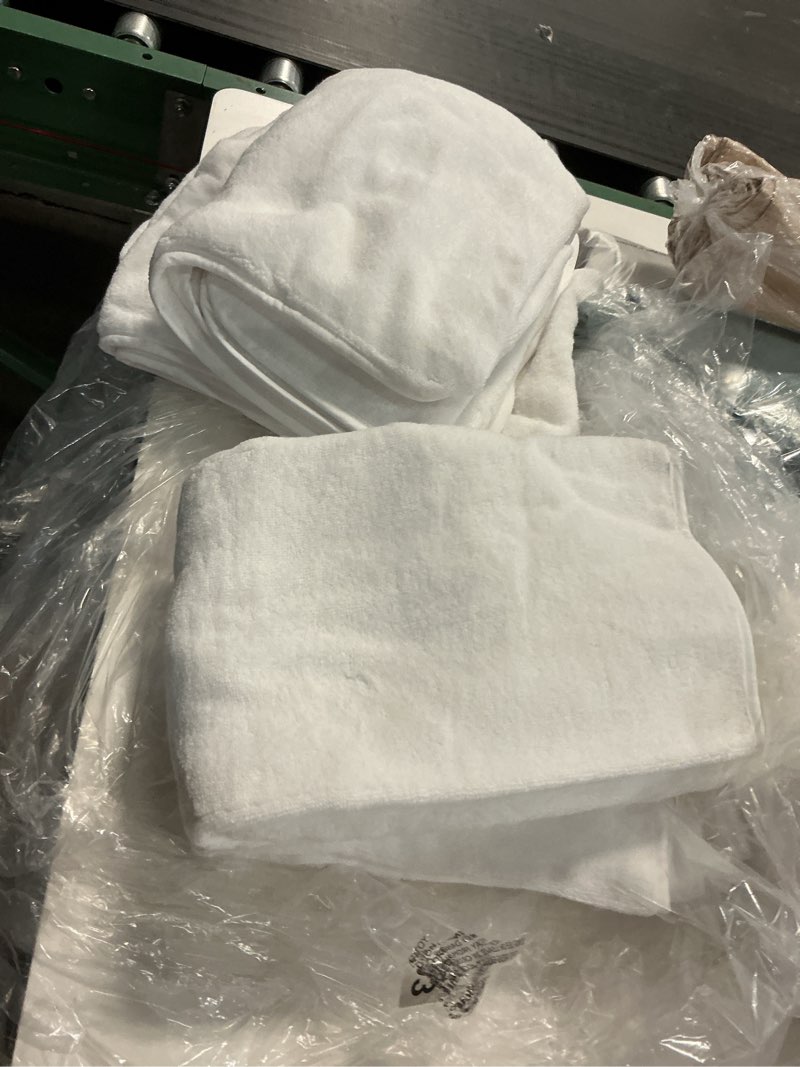 Condition photo showing Good Condition for organic turkish cotton baby hooded towel set 4-pack in white