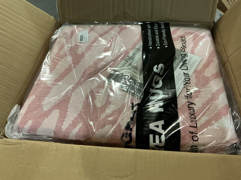 Condition photo showing New/Like New for pink rug 8x10 living room: washable modern large neutral floral rugs soft cute indoor non slip carpet for bedroom girls nursery kids playroom preppy baby room dining room office home 8' x 10' (rectangular) light pink