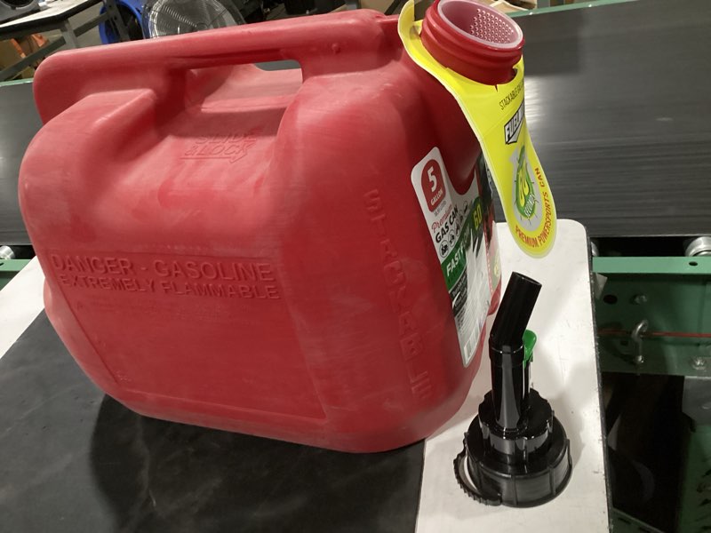 Condition photo showing Good Condition for fuelworx 5 gallon gas can, carb compliant, stackable, red