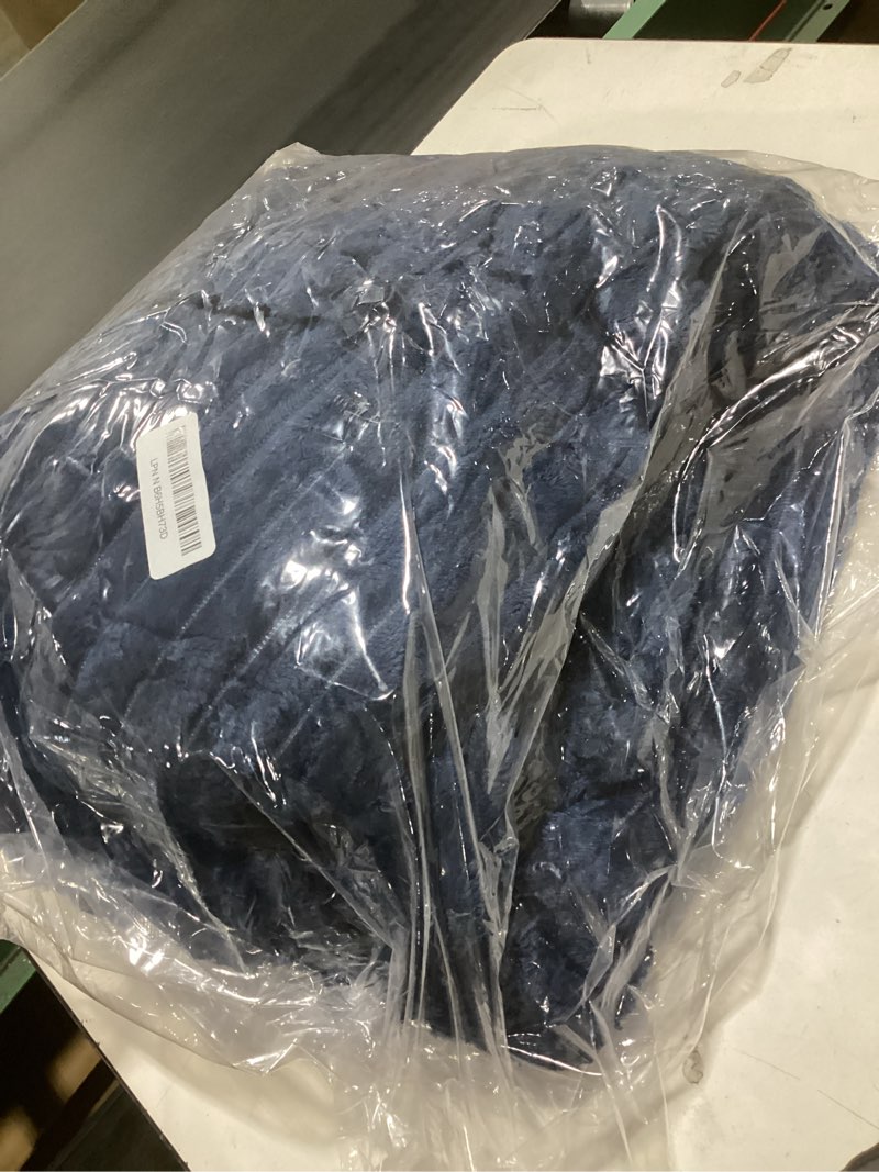Condition photo showing Good Condition for electric blanket heated throw blanket, super soft flannel & sherpa electric throw blanket with 6 fast heating levels, 4 hours auto off & overheat protection, machine washable, 50'' x 60'', navy blue navy blue throw 50" x 60"