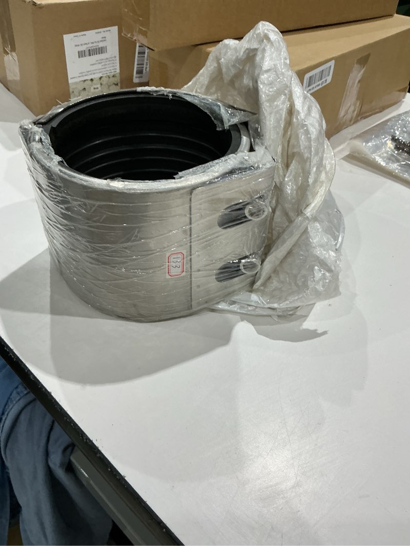 Condition photo showing Good Condition for pipe repair clamp?5 inch(131mm-137mm) stainless steel leak sealer, heavy duty pipe leak repair kit for metal & pvc pipes, for burst & crack water pipe emergency maintenance