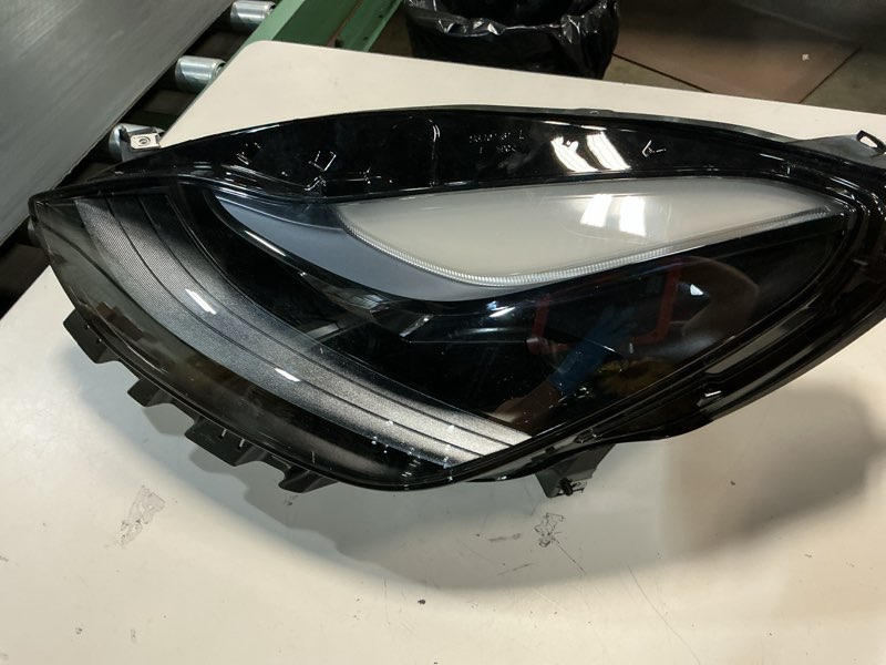 Condition photo showing Good Condition for left driver side headlight assembly compatable with 2021 2022 2023 model 3/y matrix front headlamp 151495200c 1514952-00-c