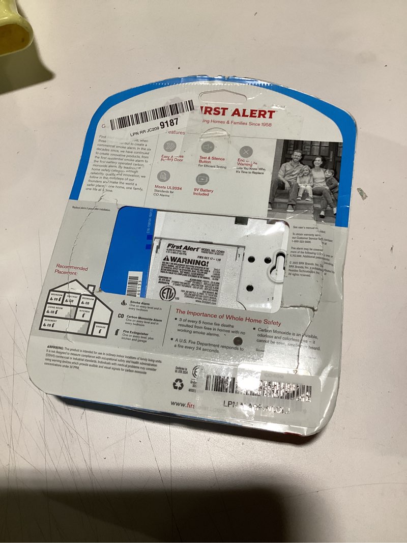 Condition photo showing Good Condition for First Alert CO400 Carbon Monoxide (CO) Detector, Battery Operated Alarm, 1-Pack