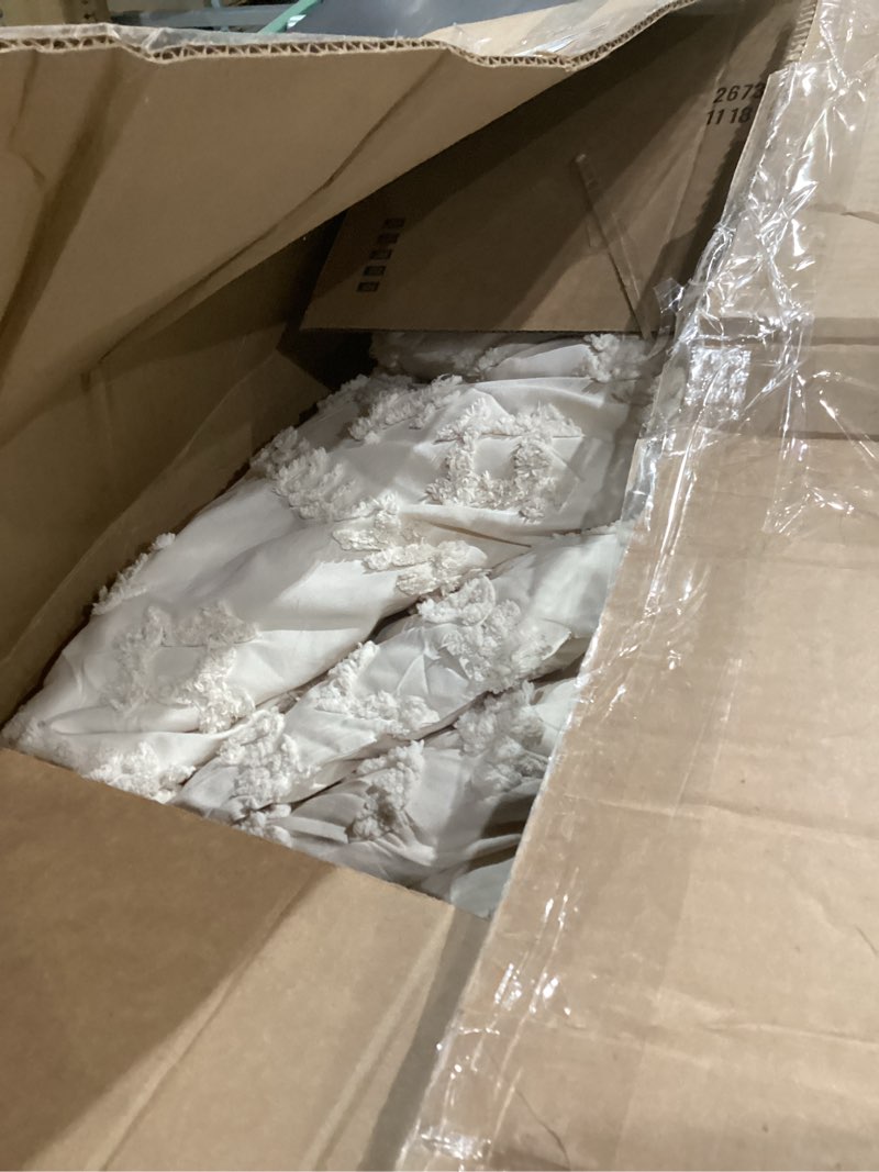 Condition photo showing As Is for Bedsure Tufted Boho Comforter Set Twin Size - Beige Boho Bed Set, GentleSoft™ 2 Pieces Farmhouse Shabby Chic Embroidery Bedding, Gifts for Woman, Soft Jacquard Twin Comforter for All Seasons