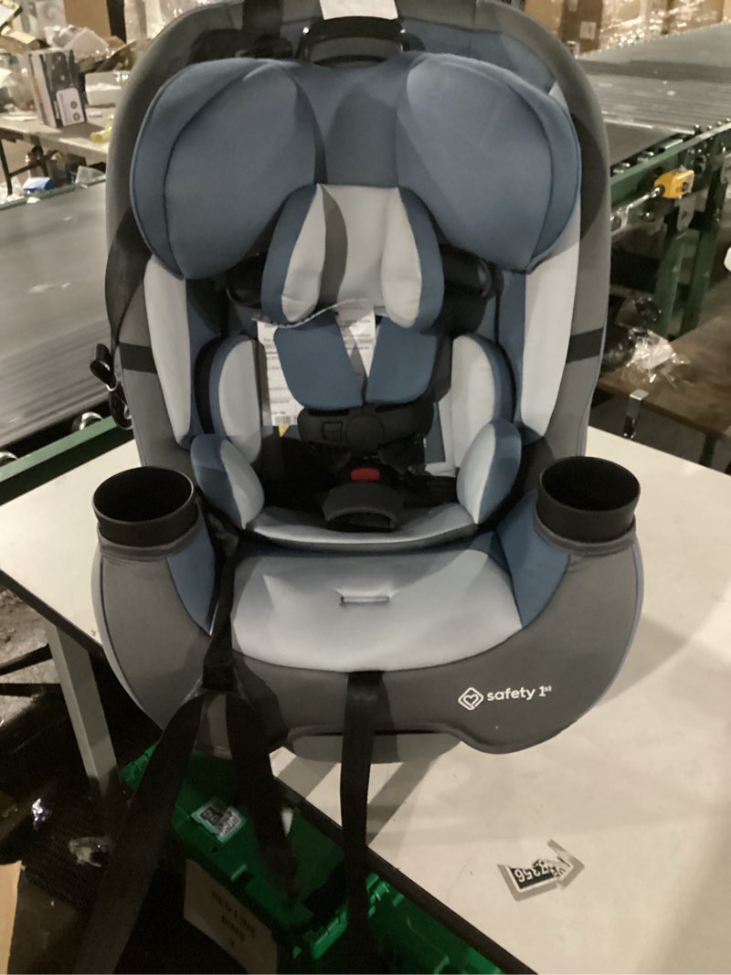 Condition photo showing Good Condition for Safety 1st Grow and Go All-in-One Slim Convertible Car Seat, Rear Facing, 5-40 lbs, Forward Facing (30–65 lbs), High Back Booster Seat 40-100 pounds, Alaskan Blue