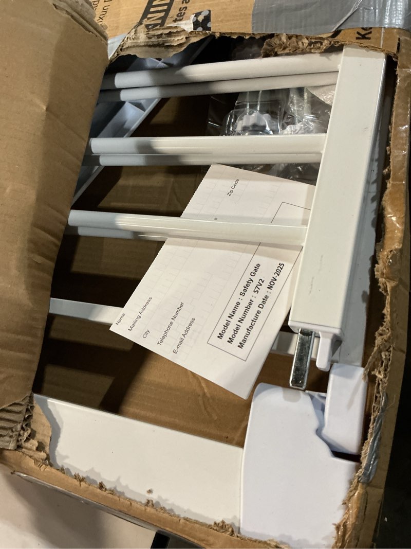 Condition photo showing Good Condition for cumbor 30-46" baby gate for stairs, auto close dog gate for doorways white | toddler safety essentials for the house, mom's choice awards winner-easy install pressure/hardware mounted pet gate for dogs