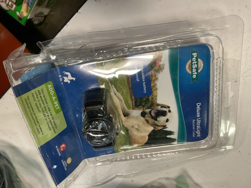 Condition photo showing Good Condition for petsafe deluxe ultralight pet fence receiver collar electric dog containment, in ground dog fence waterproof feature, low battery indicator, pet collars for dogs collar receiver receiver collar only