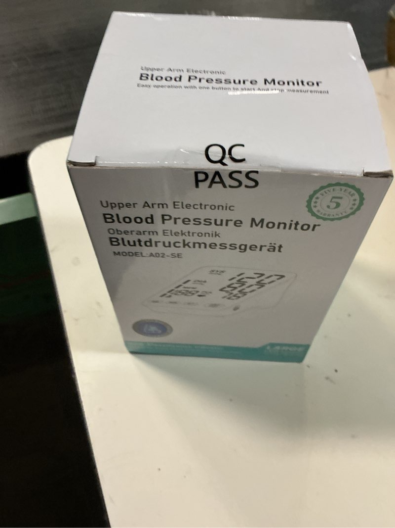 Condition photo showing New/Like New for blood pressure monitor, automatic upper arm blood pressure monitors for home use, 2 blood pressure machine cuff(9-17in & 13-21in) with large led backlit display, 3x199 reading memory users white