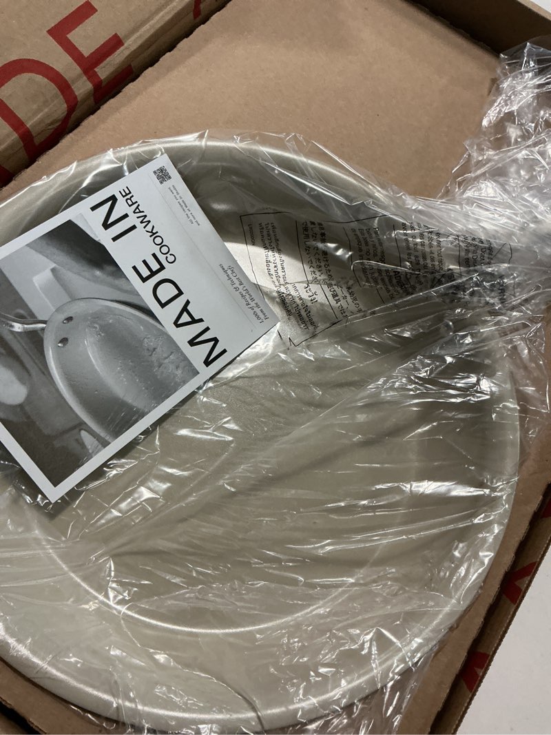 Condition photo showing Good Condition for Made In Cookware - 12" Ceramic Non Stick Frying Pan (Stainless Handle) - 5-Ply Stainless Clad with Stay-Cool Handle - Professional Cookware 12" Stainless Handle