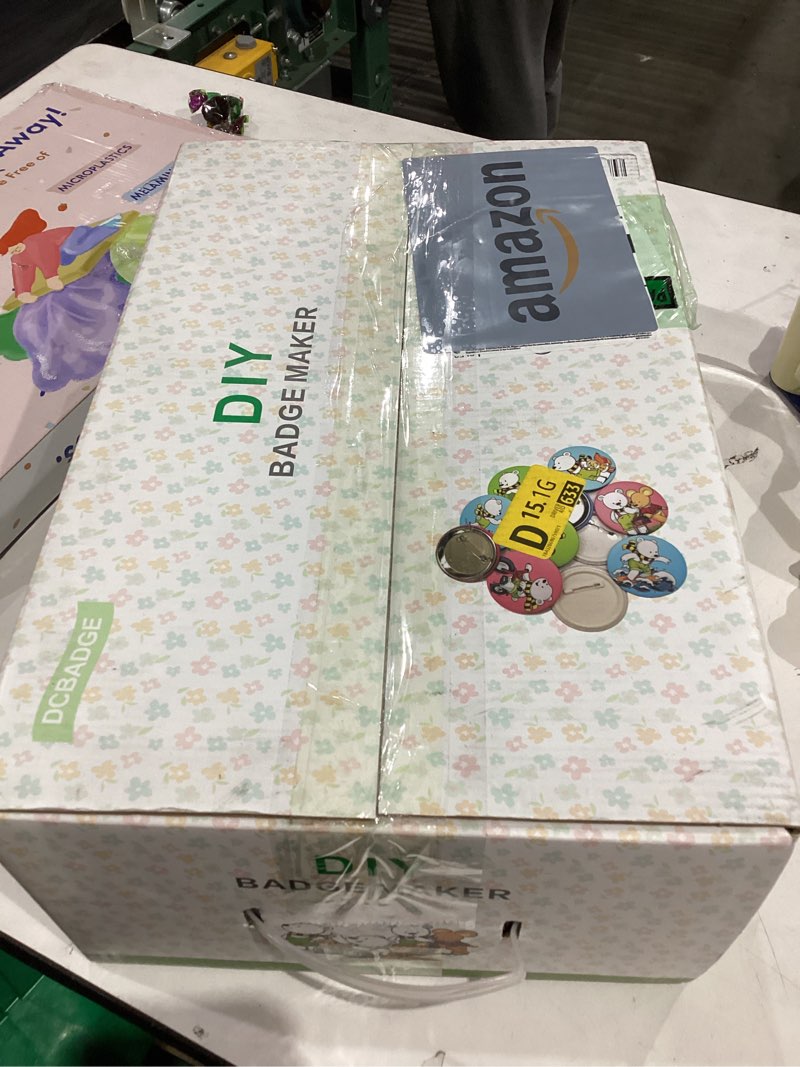 Condition photo showing Good Condition for Button Maker Machine Multiple Sizes 1+1.25+2.25in, Button Pin Maker Kit for DIY Gifts, Badge Press Machine with Free 300PCS 25+32+58mm Badge Making Iron Supplies & 3Circle Cutter Green 1+1.25+2.25 inch (300 Sets)