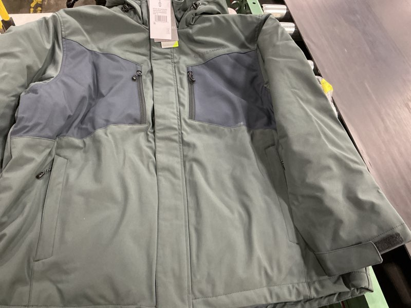Condition photo showing New/Like New for men's maclear thermo softshell jacket xl