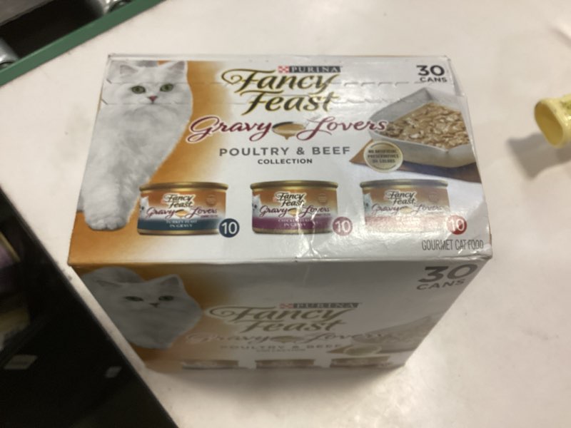 Condition photo showing New/Like New for Purina Fancy Feast Gravy Lovers Poultry and Beef Grilled Gourmet Wet Cat Food Variety Pack - (Pack of 30) 3 oz. Cans