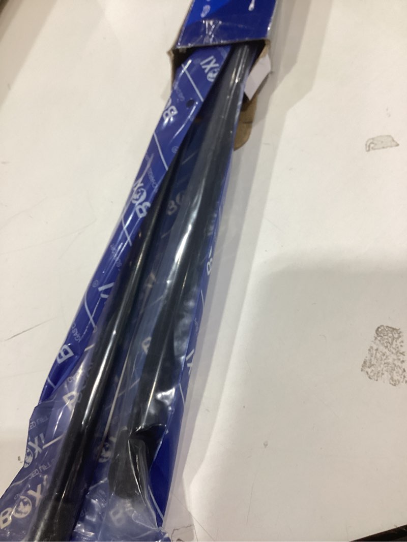 Condition photo showing New/Like New for boxi 2pcs rear glass window lift supports fit mitsubishi endeavor 2004-2011 rear window sg314025, mr599436