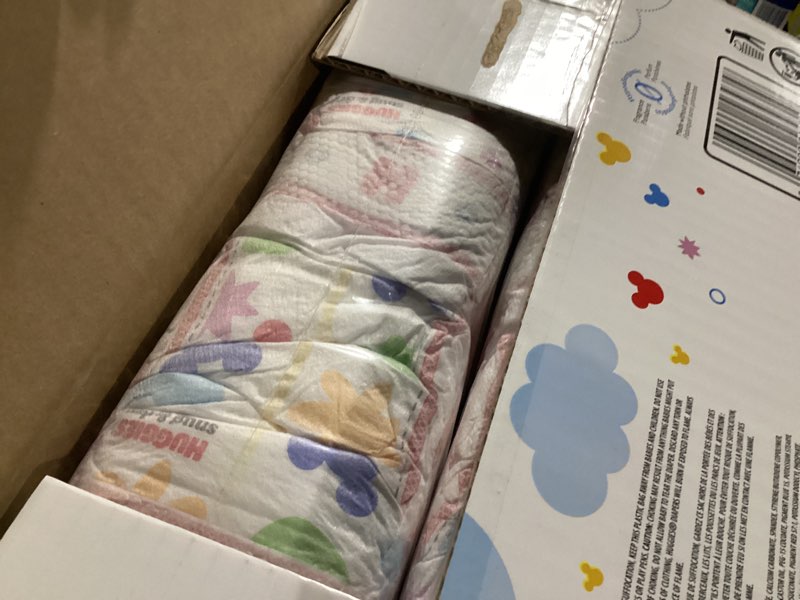 Condition photo showing New/Like New for huggies size 4 diapers, snug & dry baby diapers, size 4 (22-37 lbs), 92 count, packaging may vary size 4 92