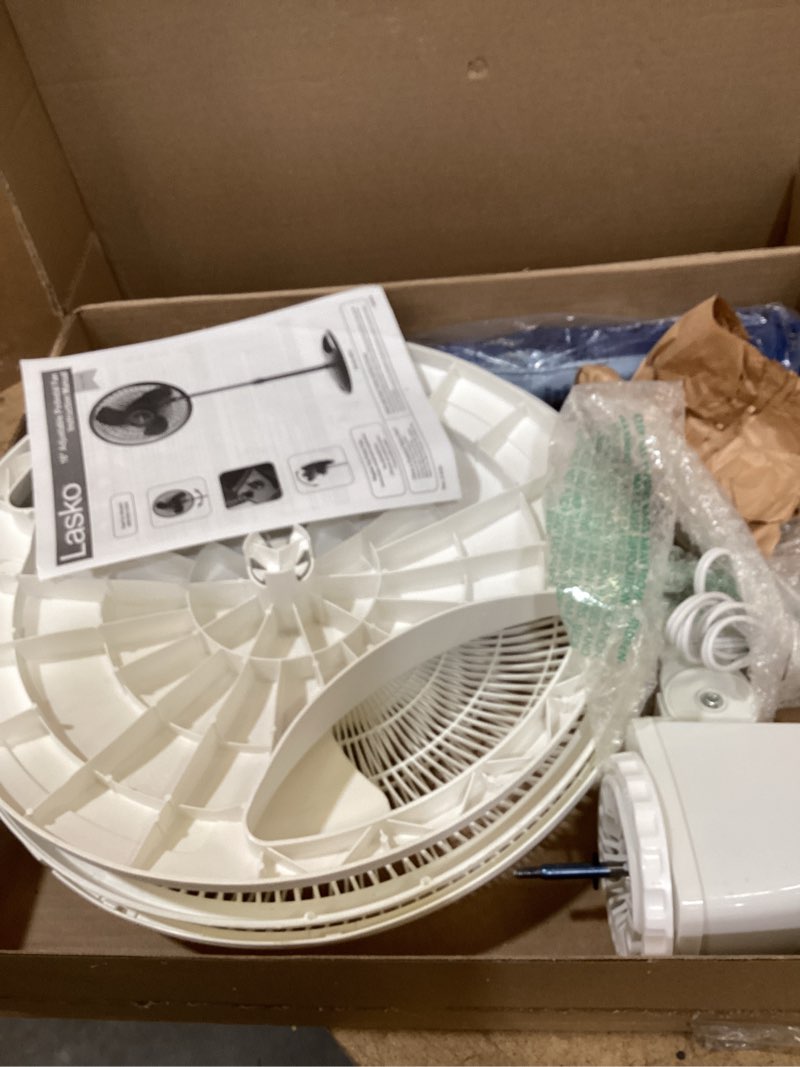 Condition photo showing Good Condition for lasko 2520 oscillating stand fan,white 16 inch