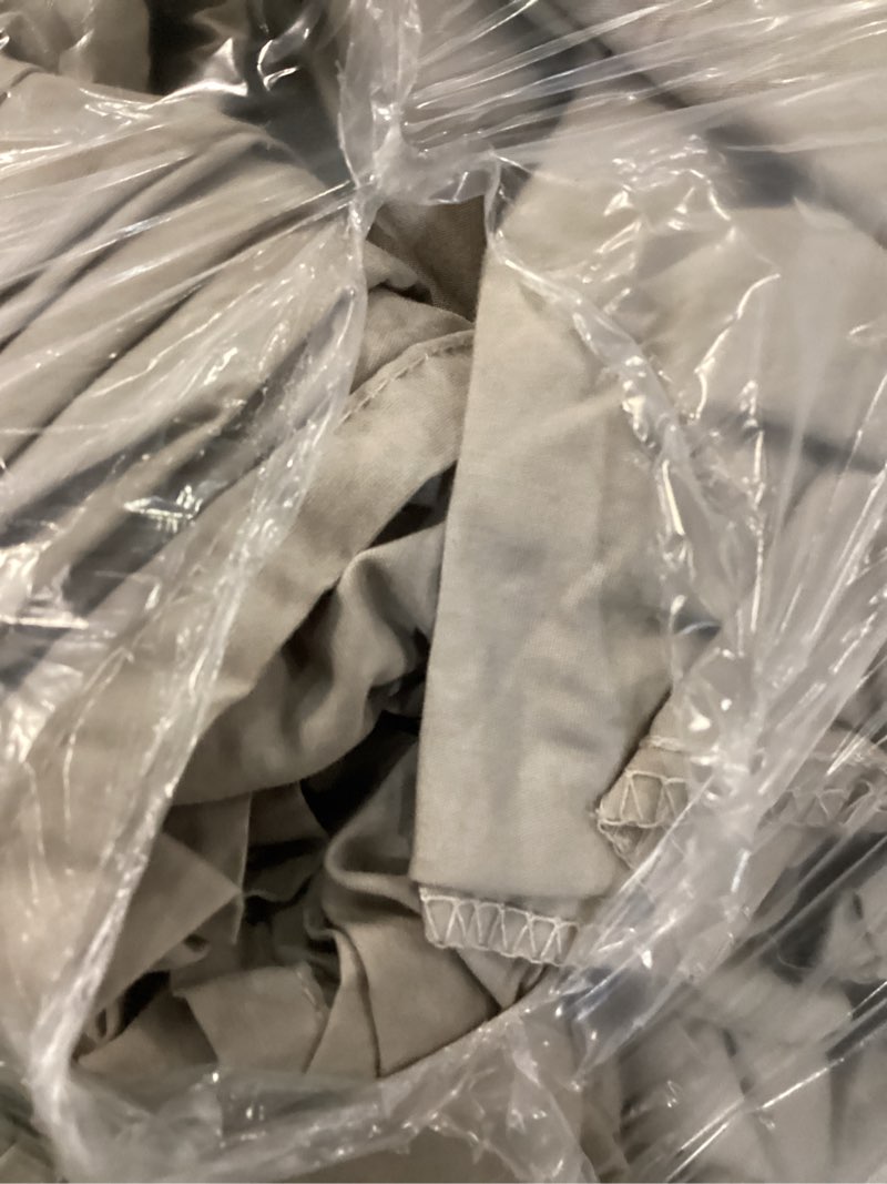 Condition photo showing Good Condition for organic crisp percale deluxe bedding bundle, king, dove