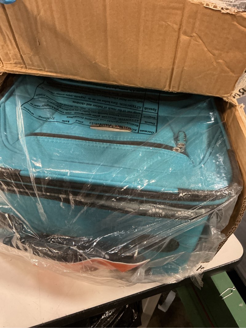 Condition photo showing Good Condition for rockland pasadena softside spinner wheel luggage, turquoise, carry-on 20-inch 19" turquoise