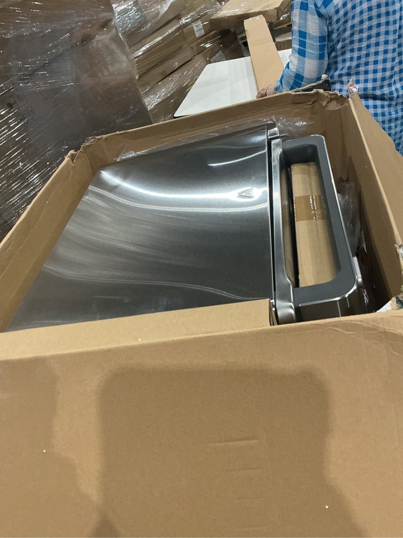 Condition photo showing Good Condition for ninja air fryer toaster oven combo | double stack xl | 12-in-1 | fits 4.5 lb chicken & 6lbs of wings | smart finish cook 2 different meals at same time | countertop oven | stainless steel | dct601 stainless 12-in-1