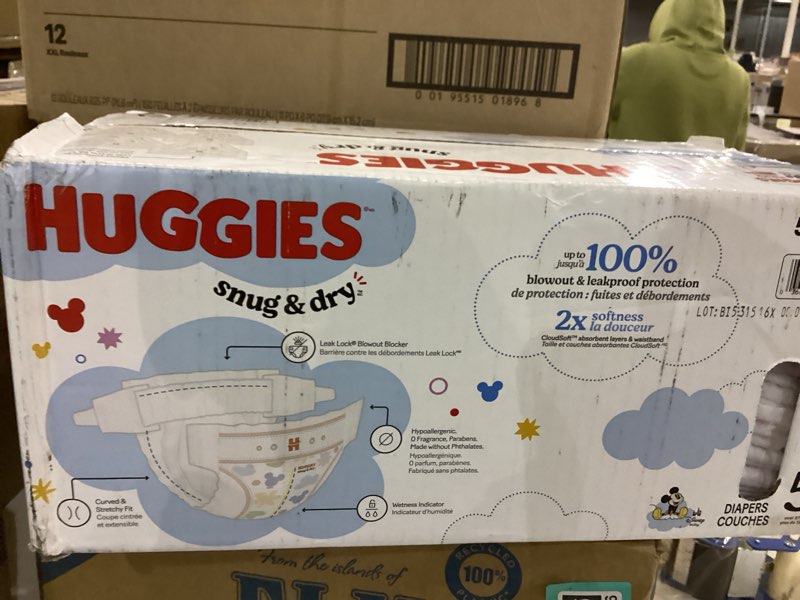 Condition photo showing New/Like New for Huggies Size 5 Diapers, Snug & Dry Baby Diapers, Size 5 (27+ lbs), 84 Count, Packaging May Vary Size 5 84