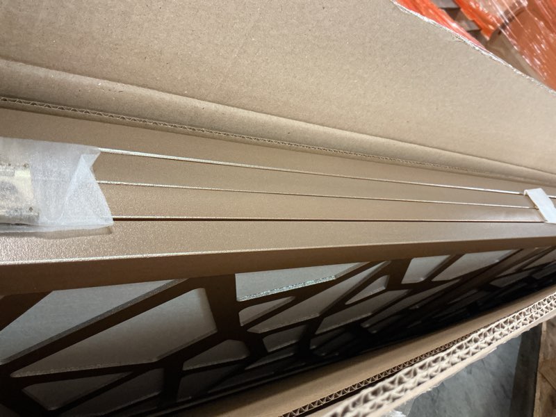 Condition photo showing New/Like New for Roundhill Furniture Giyano 4 Panel Screen Room Divider, Gold