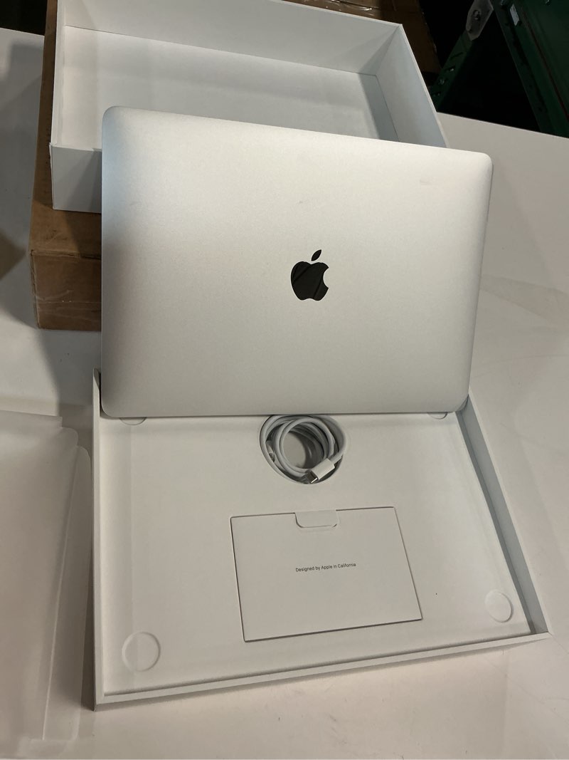 https://lotting-media.assets.bidfta.com/lotting_1568625c-a3a1-44e7-8824-86b19201265c