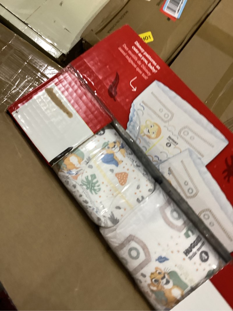 Condition photo showing New/Like New for huggies little movers baby disposable diapers - size 4 -120ct