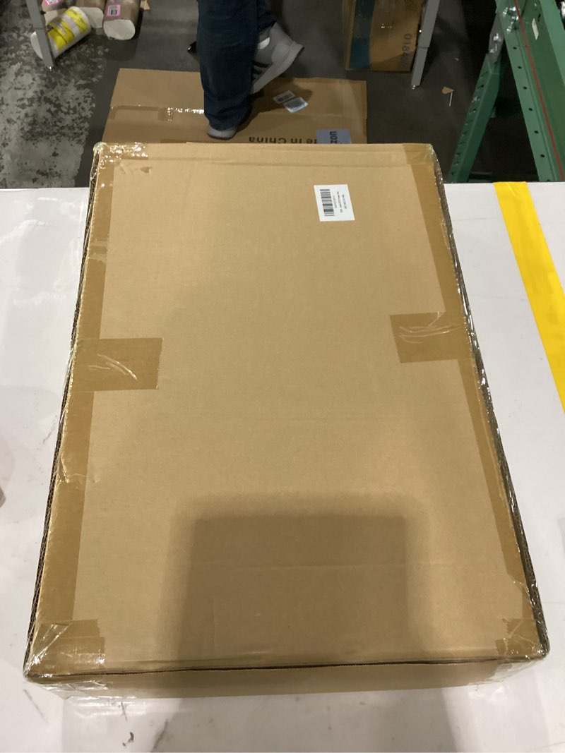 https://lotting-media.assets.bidfta.com/lotting_157a2c40-c7ff-4671-abb4-cae45087a02a