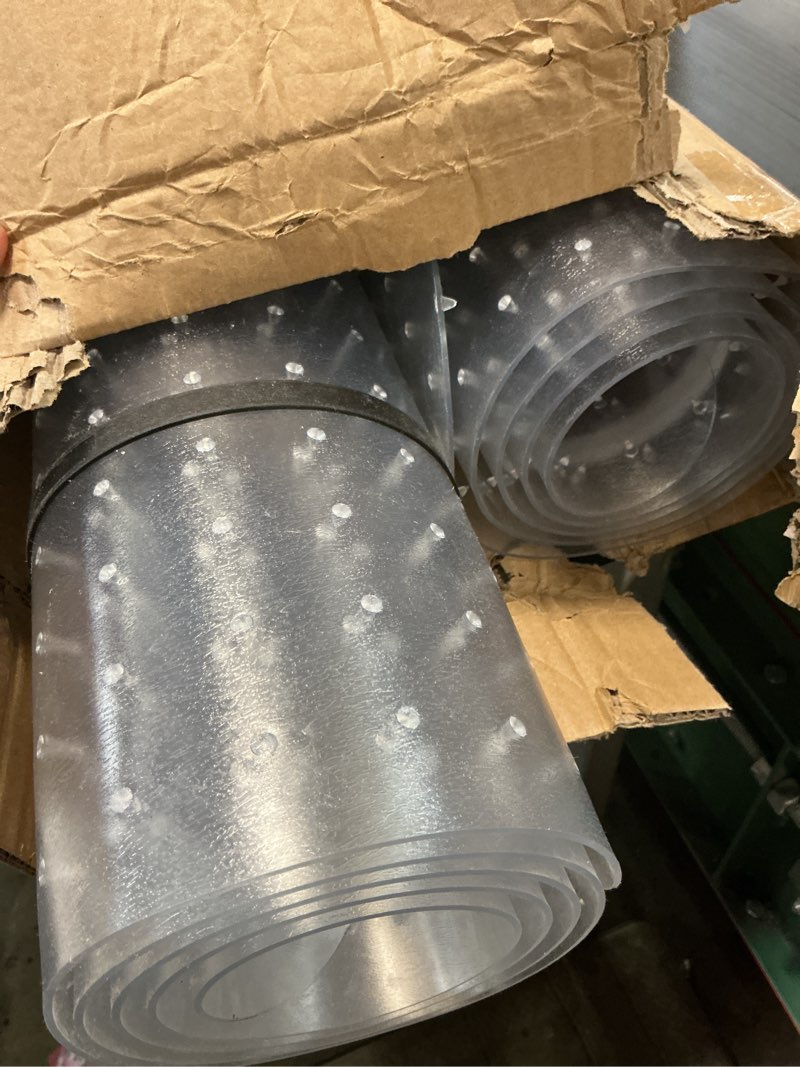 Condition photo showing Good Condition for 2 Pack Office Chair Mat for Carpets, 48'' x 60'' Clear Floor Mat for Carpeted Floors, Thick and Sturdy Carpet Protector with Grips, Easy Glide and Flat Without Curling 2PCS 48" X 60" Rectangle