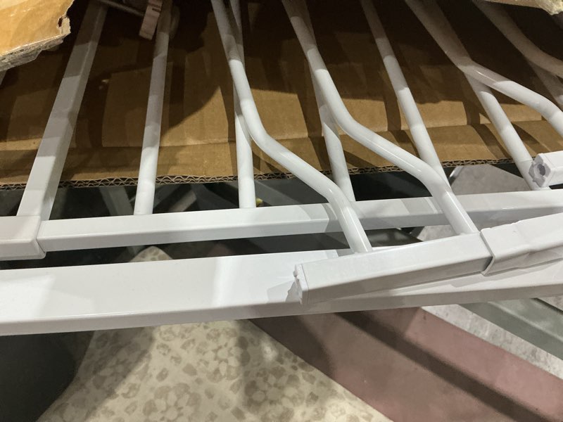 https://lotting-media.assets.bidfta.com/lotting_158835bd-53a9-4168-a278-7dd6b735d303
