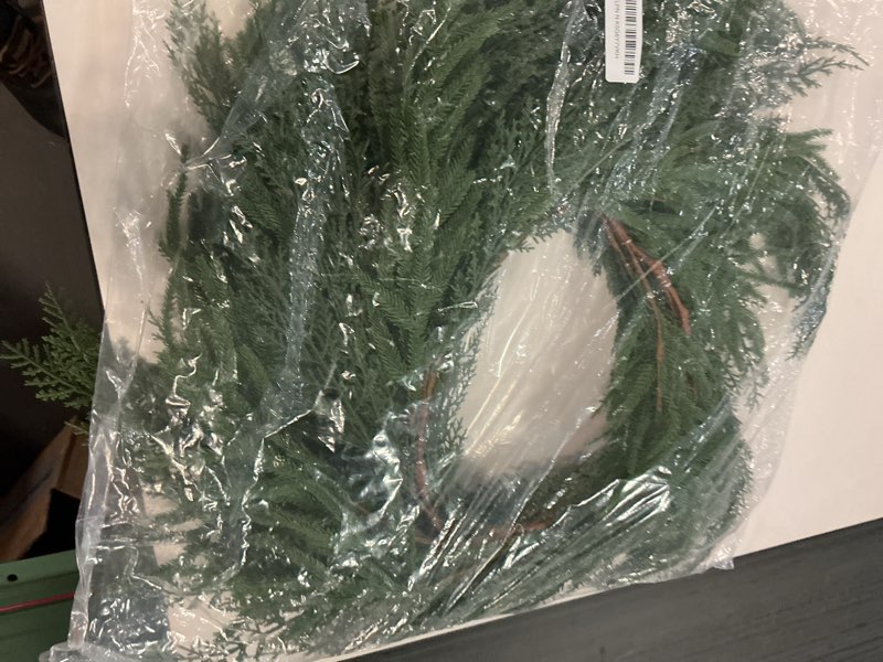 Condition photo showing Good Condition for Jutom 1 PCS 6 ft Realistic Christmas Garland - Artificial Mix Norfolk Cypress Pine Needles Faux Green Garland Decorations for Table Mantel Winter Holiday, Indoor & Outdoor Decor