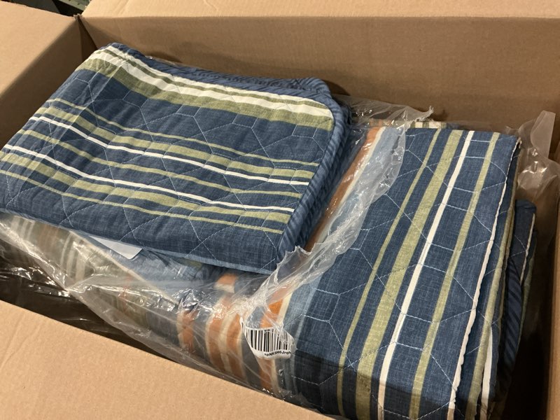 Condition photo showing Good Condition for Eddie Bauer - Full/Queen Quilt Set, Reversible Cotton Bedding with Matching Shams, Home Decor for All Seasons (Yakima Green, Full/Queen)