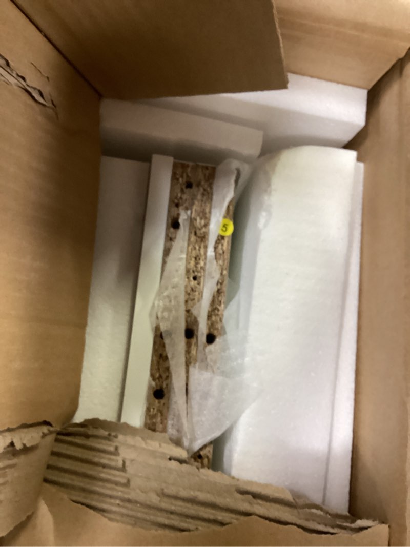 Condition photo showing Good Condition for FOTOSOK 6-Tier Open Bookcase and Bookshelf, Freestanding Display Storage Shelves Tall Bookcase for Bedroom, Living Room and Office, White 1 White