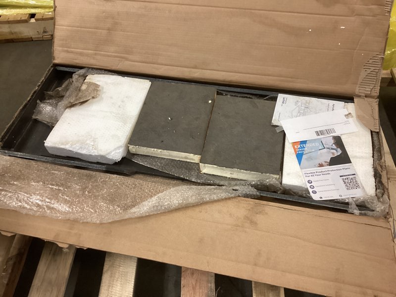 Condition photo showing Good Condition for 1/2 in Skid Steer Attachment Plate, Steel Skid Steer Mount Plate, Quick Attachment Loader Plate Easy to Weld or Bolt to Different Accessories 1/2 Inch