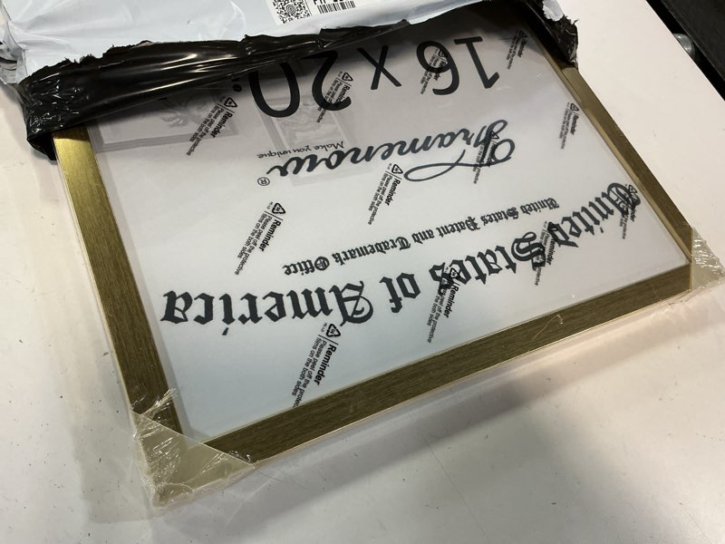 Condition photo showing Good Condition for 16x20 picture frames hatter-resistant plexiglas display photo frames, vertical & horizontal wall home decor gold gold 16x20 1p