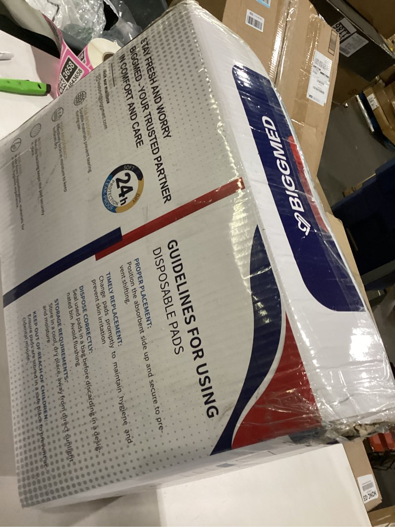 Condition photo showing New/Like New for biggmed tear-resistant disposable bed pads 30" x 36" 100 count absorbent underpads, chux thicker extra large incontinence bed pads, pee pads for adults, kids, elderly, pets 30"x36"-100count-tear-resistant