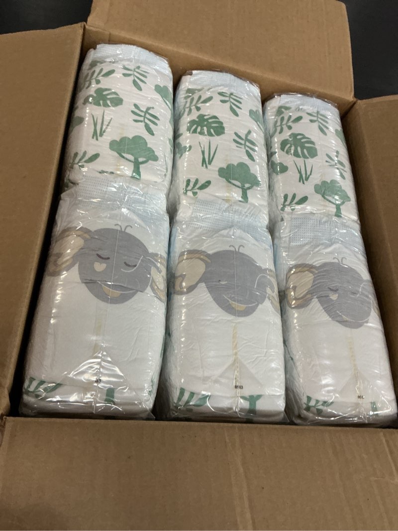 Condition photo showing New/Like New for parent's choice dry & gentle diapers size 4, 246 count (select for more options)